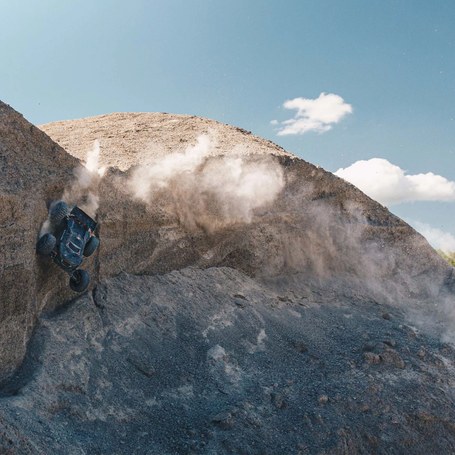 ARRMA 1/8 TALION 6S BLX 4WD EXtreme Bash Speed Truggy RTR, Black 8 ARRMA 1/8 TALION 6S BLX 4WD EXtreme Bash Speed Truggy RTR, Black - Image 6